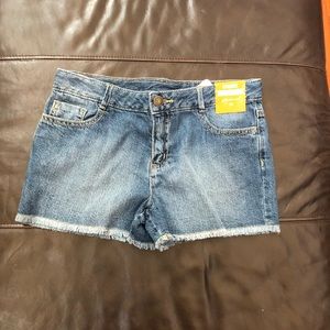 Gymboree girls shorts.